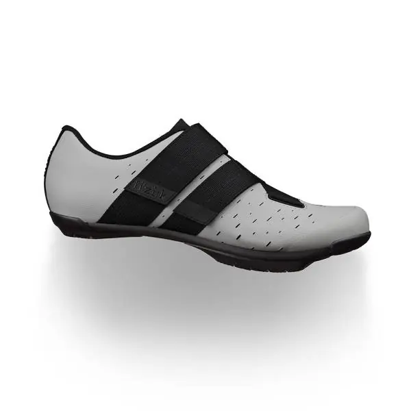 Tilaa Nyt Fizik Terra Powerstrap X4 Pyöräilykengät Valo Harmaa - 45,5