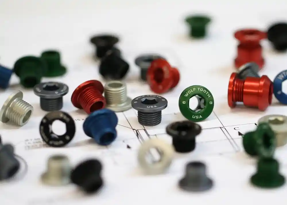 Wolf Tooth Set of 5 Chainring 6mm Bolts+Nuts for 1X Tukkuhinta